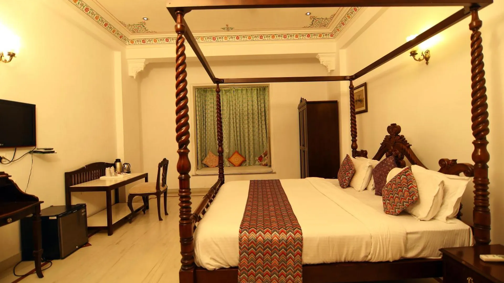 Boheda Palace Udaipur Hotel