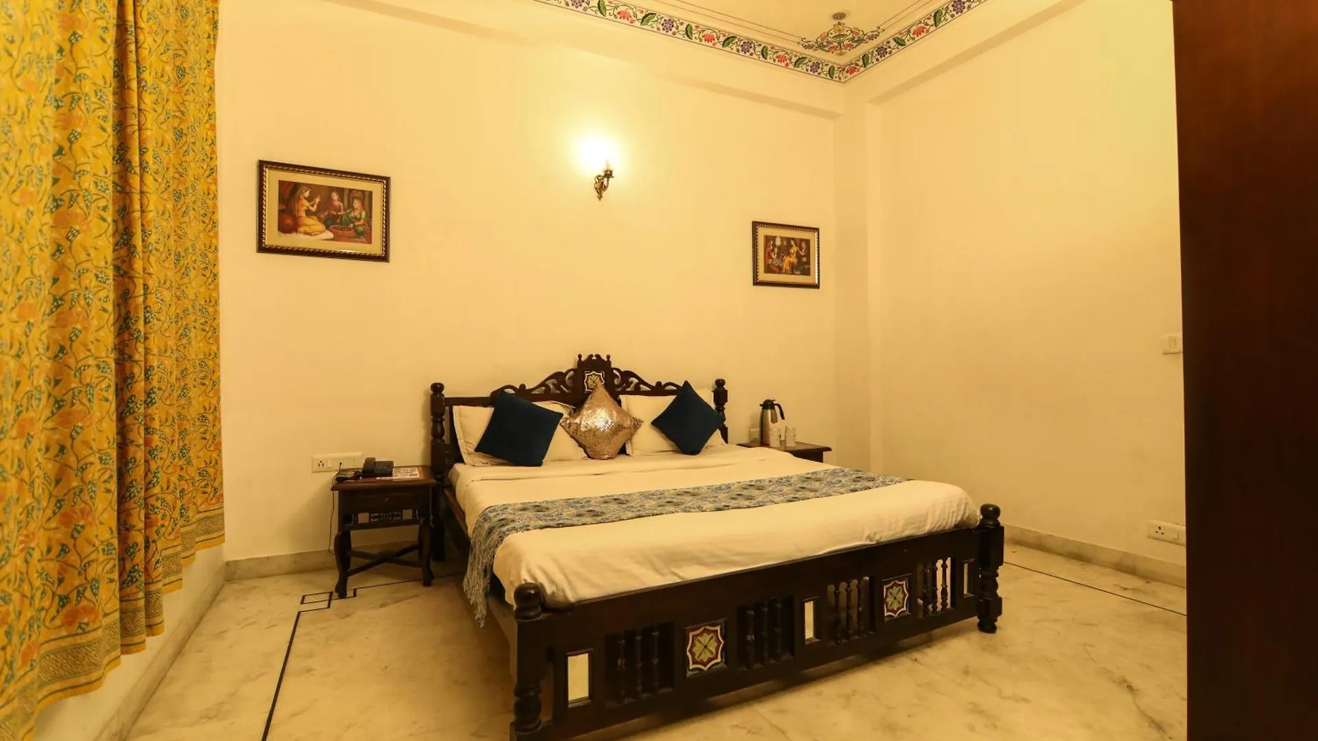 Boheda Palace Udaipur 4*,