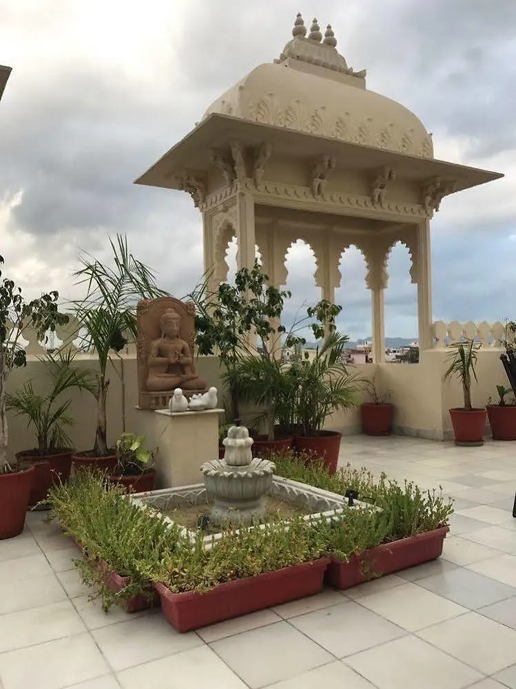 Boheda Palace Udaipur 4*,