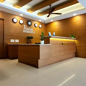 Hotel Js Grand Residency 