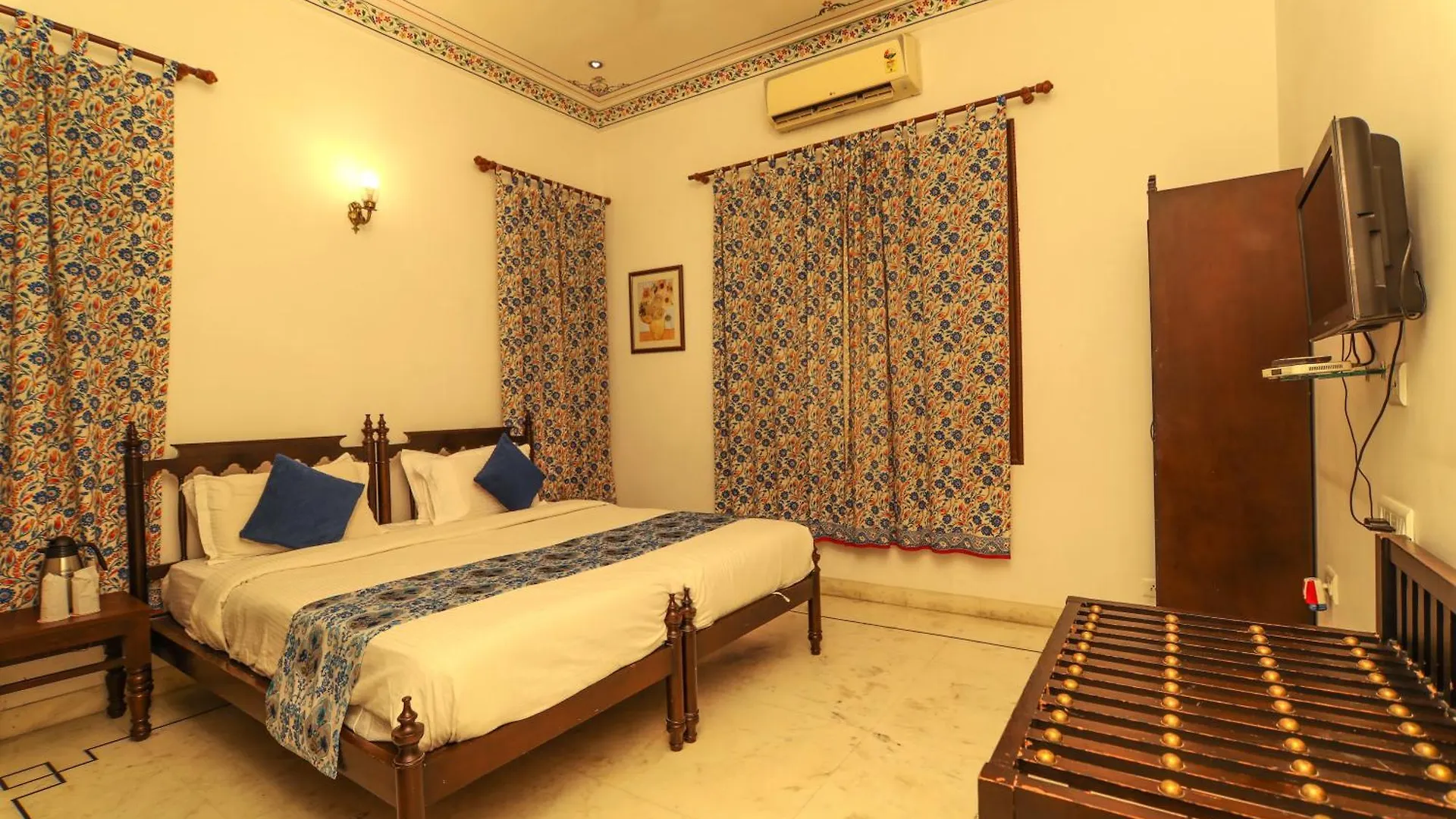 Otel Boheda Palace Udaipur