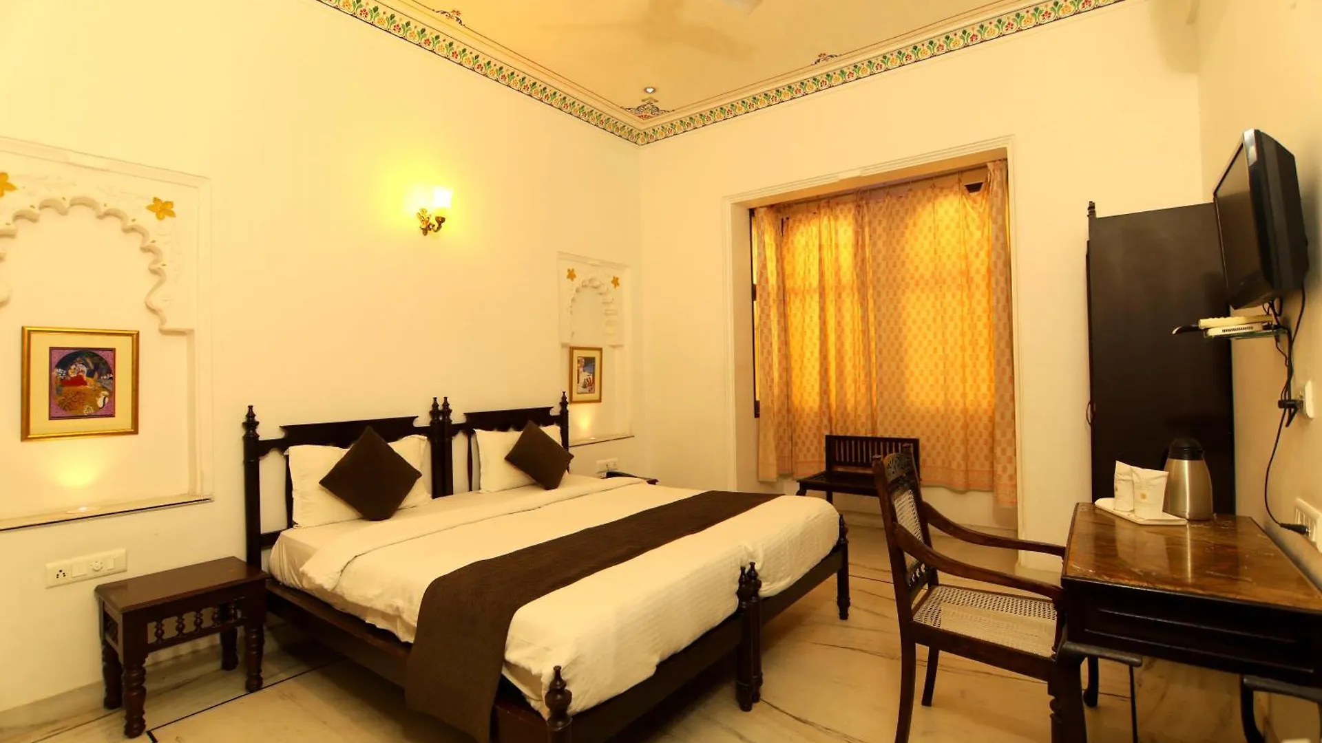 **** Otel Boheda Palace Udaipur Hindistan
